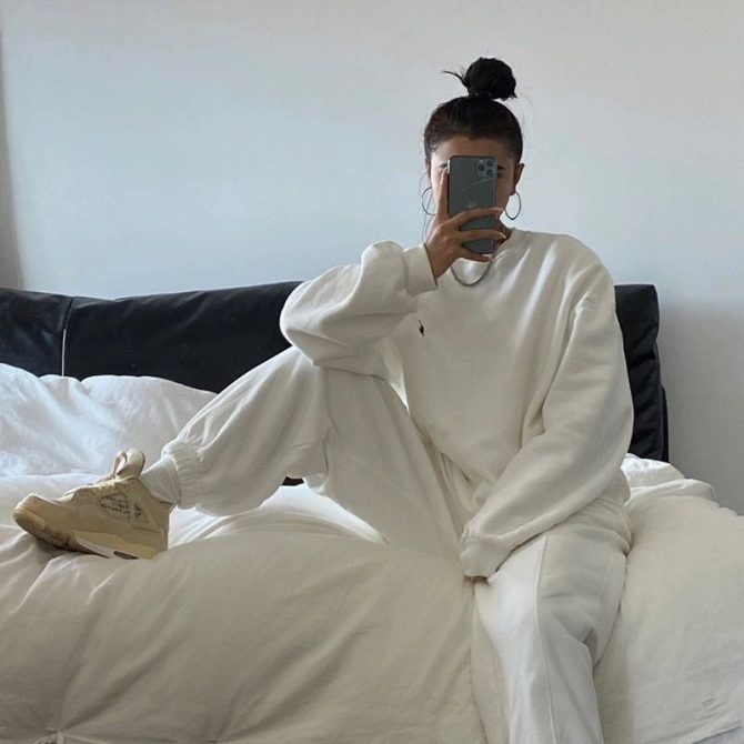 Solid Color Embroidered Tracksuit - Black/White - Image 5